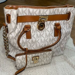 Michael Kors Hamilton MK Large Logo Tote Satchel Purse Bag Camel Gold Wallet